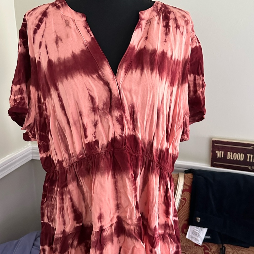 Torrid Pink and Red Tie-Dye Blouse size 2X
